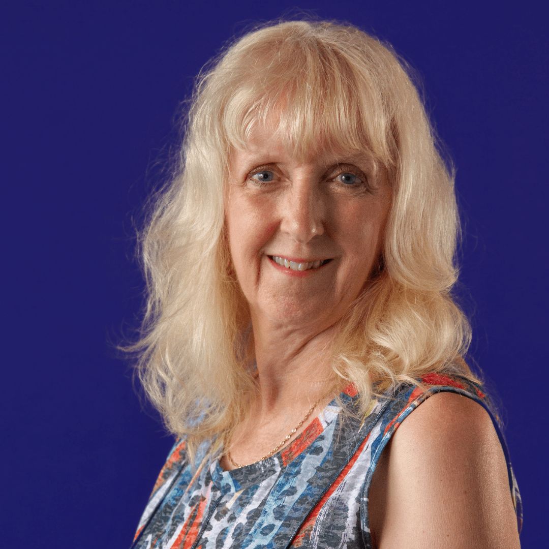 Lesley Coo